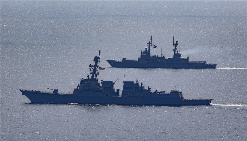 سفينتان حربيتان أمريكية وفلبينية (أرشيف)