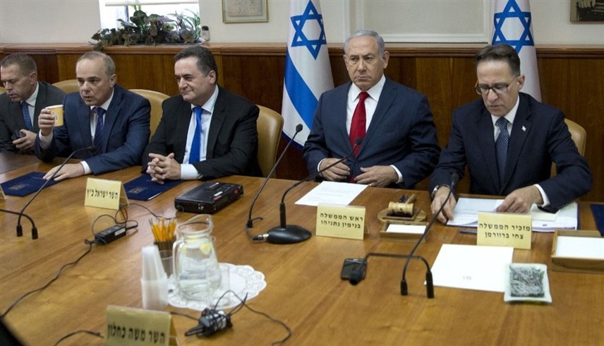 رئيس الوزراء الإسرائيلي بنيامين نتانياهو  يحضر اجتماع  للكابينت الإسرائيلي (أرشيف) 