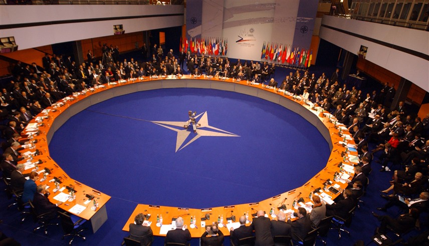اجتماع سابق لحلف الناتو (إكس)