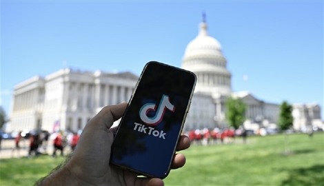 واشنطن تضيق الخناق على تيك توك.. الكونغرس يوافق نهائياً على تغيير ملكية التطبيق