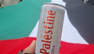 مشروب "فلسطين كولا" يحقق مبيعات قياسية عالمياً 
