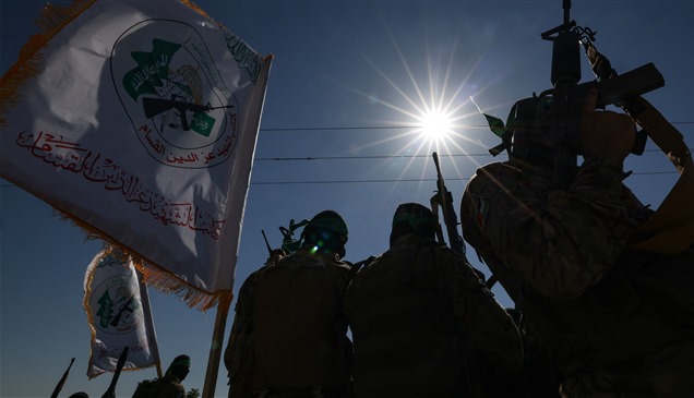 حماس تلوّح بالانسحاب من مفاوضات وقف النار في غزة