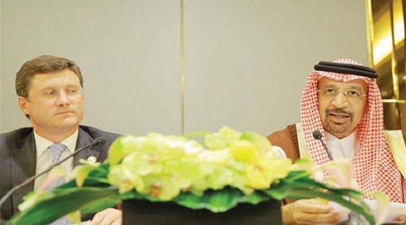 وزير النفط السعودي ونظيره الروسي أثناء اجتماعهما في الصين (أرشيف)