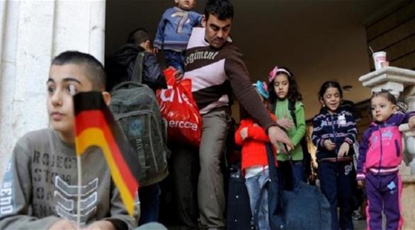 بعض اللاجئين الذين قٌبِلَتْ طلبات لجوئهم في المانيا سافروا بشكل مؤقت لقضاء عطلة في أوطانهم (أرشيف)
