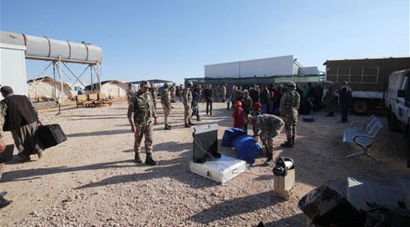مخيم الركبان لللاجئين السوريين على الحدود مع الأردن (أرشيف)