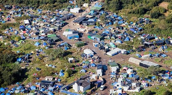صورة من الجو لمخيم "الأدغال" في فرنسا (أرشيف)