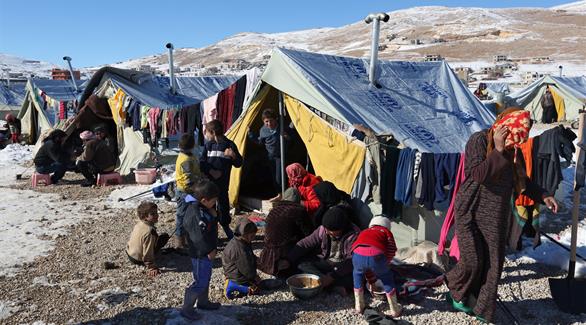 لاجئون سوريون في مخيم لبناني(أرشيف)