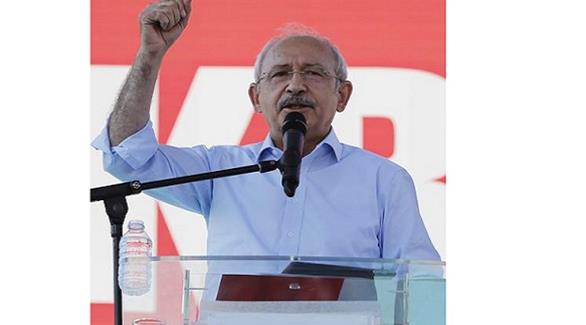 رئيس حزب الشعب التركي المعارض كمال كيليشدار أوغلو (أرشيف)