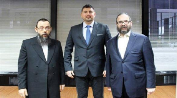 سياسي مجري معادي للسامية يكتشف أنه يهودي ويخطط للانتقال إلى إسرائيل (أوديتي سنترال)