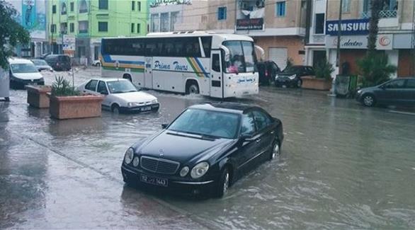 الأمطار الغزيرة في إحدى مدن تونس (أرشيف)
