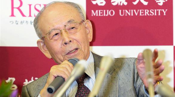 الياباني يوشينوري أوسومي الحائز على جائزة نوبل للطب لعام 2016
