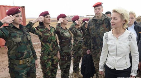 وزيرة الدفاع الألمانية تتفقد قوات الجيش (أرشيف)