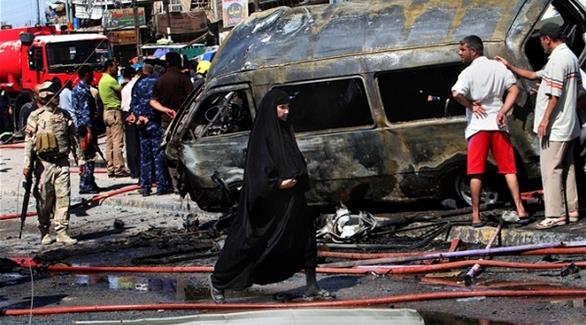 آثار تفجير انتحاري سابق في منطقة حي الشعب في بغداد (أرشيف)