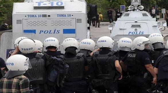 عناصر من قوات الأمن التركية (أ ف ب)