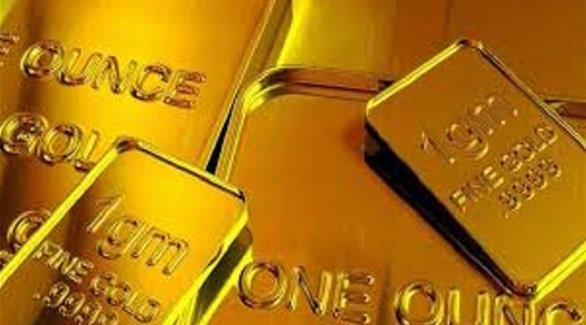 صعود الدولار القوي يعمق خسائر الذهب