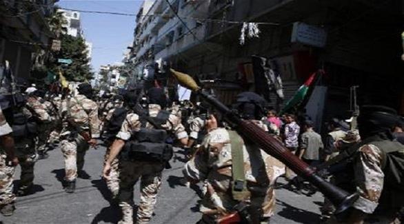 الجهاد الاسلامي تنظم عرضاً عسكرياً في غزة