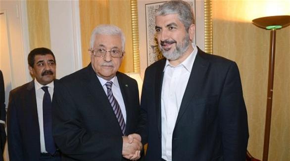 الرئيس الفلسطيني محمود عباس ورئيس المكتب السياسي لحماس خالد مشعل 