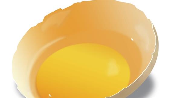 مزيج البيض والليمون لعلاج ترقق الشعر