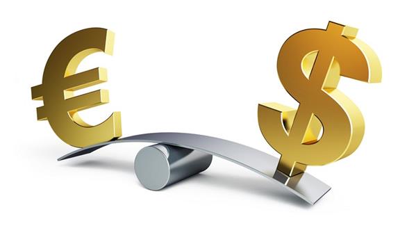 أفضل أداء لليورو مقابل الدولار والاسترليني في أسبوع(أرشيف)