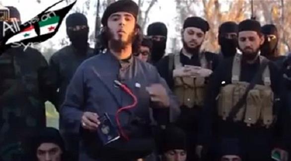 "داعشي" أردني أحرق جواز سفره في فيديو للتنظيم بعد أن قرر الانضمام له(أرشيف)