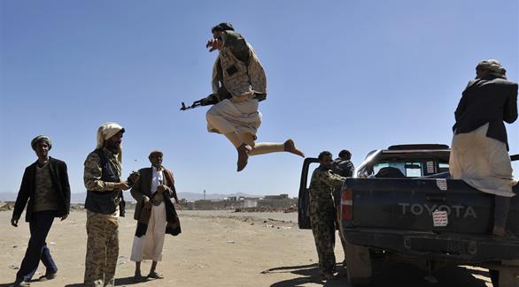 عناصر من الجيش اليمني (رويترز)