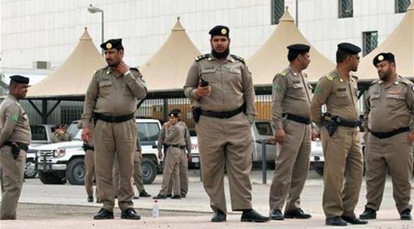 إلزام رجال الأمن السعودي بارتداء سترات واقية