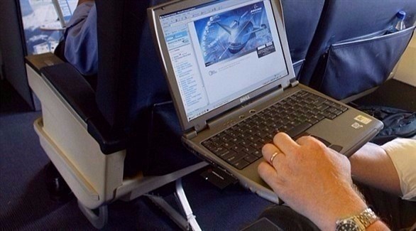 حظر الأجهزة الإلكترونية على متن الطائرات بأمريكا وبريطانيا