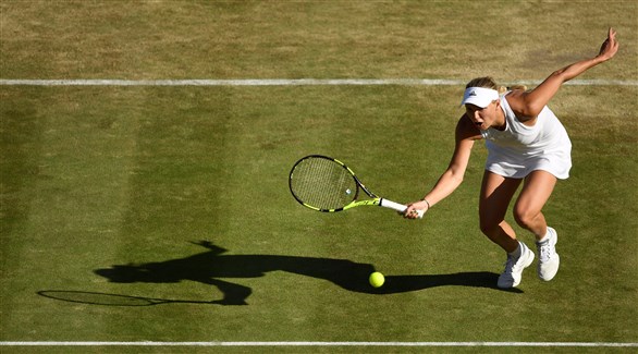 لاعبة التنس الدنماركية كارولين فوزنياكي (رويترز)