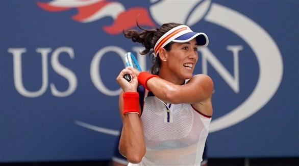 لاعبة التنس الإسبانية غاربيني موغوروزا (رويترز)