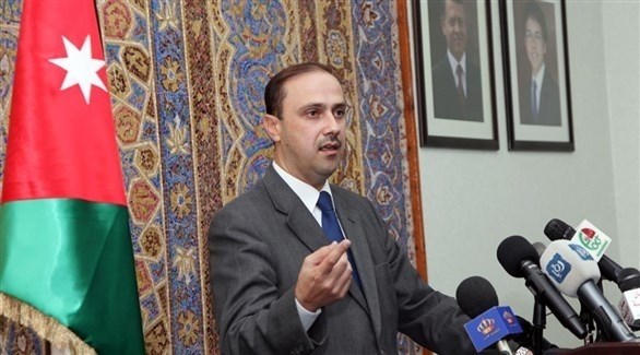 وزير الإعلام المتحدث باسم الحكومة الأردنية محمد المومني (بترا)