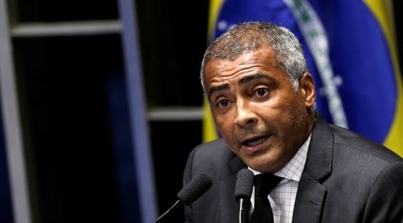 لاعب كرة القدم سابقاً والنائب البرلماني البرازيلي حالياً روماريو (أرشيف)