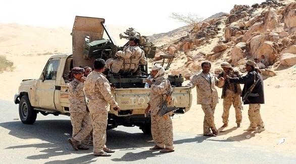 مسلحون وجنود من الجيش اليمني في صعدة (أرشيف)