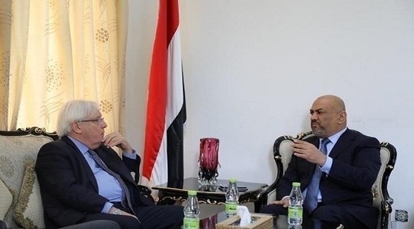وزير الخارجية اليمني خالد اليماني والمبعوث الأممي مارتن غريفيث (أرشيف)