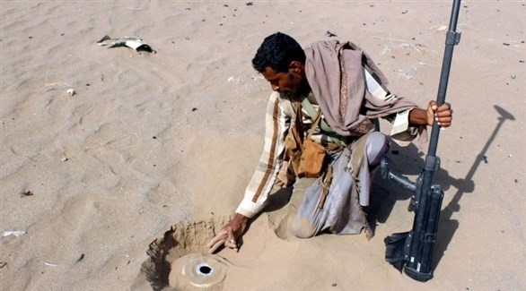 ألغام أرضية زرعها الحوثيين في الحديدة (أرشيف)