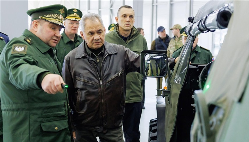 وزير الدفاع الروسي سيرغي شويغو خلال زيارته التفقدية (سبوتنيك)