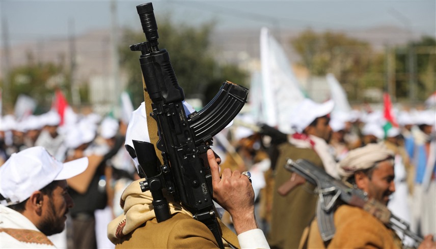 مسلحون حوثيون في صنعاء (رويترز)