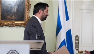 بعد 13 شهراً فقط.. حمزة يوسف يستقيل من رئاسة الحكومة الاسكتلندية