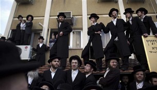 نتانياهو يحصل على تأجيل جديد في قضية تجنيد اليهود المتشددين