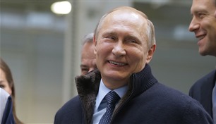 قبل يوم النصر.. بوتين يبدأ ولايته الجديدة بالسيطرة على روسيا وأوكرانيا  
