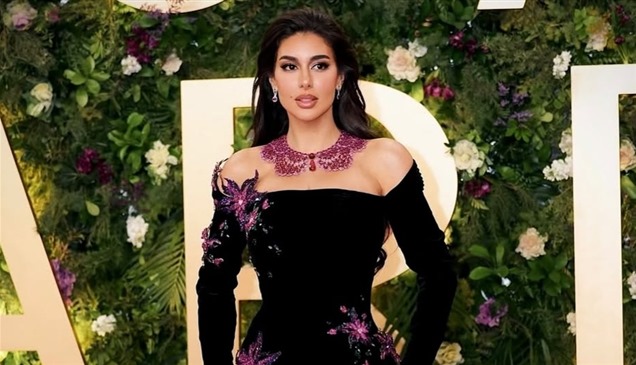 الأحمر يطغى على إطلالات النجمات في حفل "Joy Awards".. من الأجمل؟