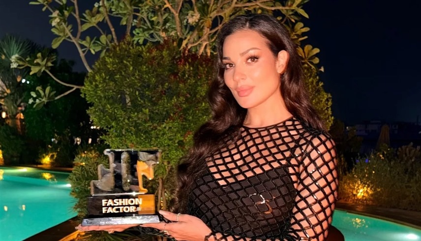  النجمة اللبنانية نادين نسيب نجيم