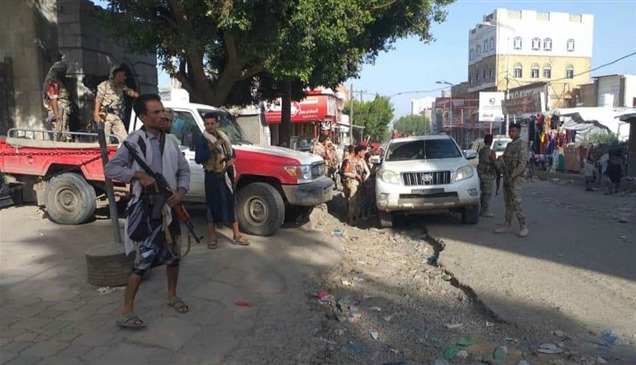 مقتل مسؤول أمني يمني باشتباكات مع مسلحين في محافظة تعز 