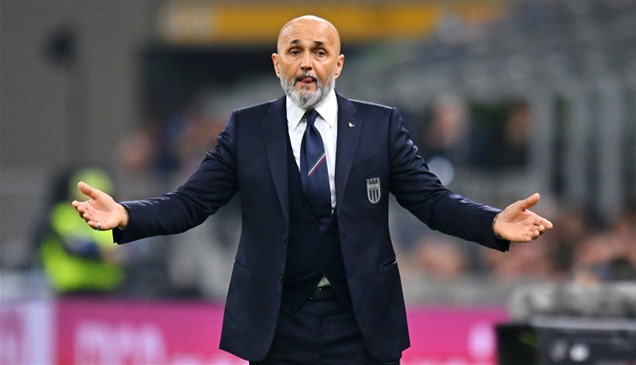 سباليتي يتقدم سباق "المقعد الساخن" في الاتحاد
