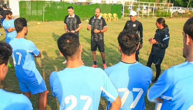 بالصور.. النحاس يباشر مهامه مع "النوارس"