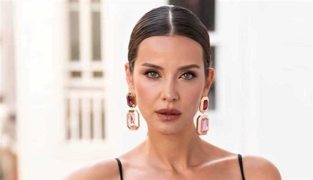إيرام هيلفاغي تتعرض لحادث خطير برفقة طفلتها الأولى