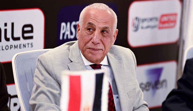 حسين لبيب يرفض "قنبلة" جون إدوارد 