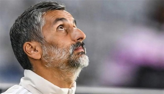 بعد إقالته من الأهلي.. ريبيرو يُعاني نفسياً