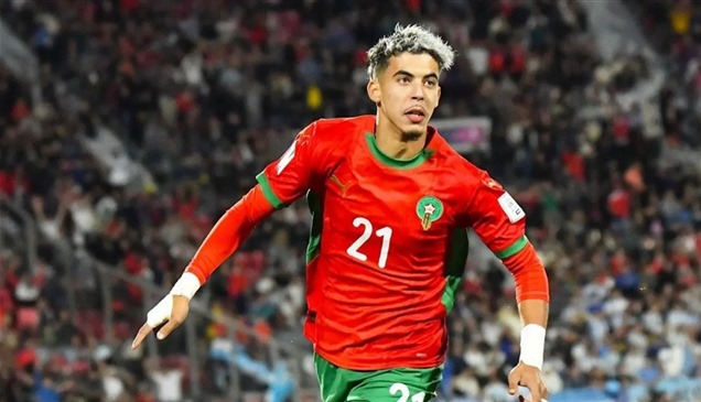 المغربي زابيري يحصد ثمار مونديال الشباب.. 4 عمالقة تطارده