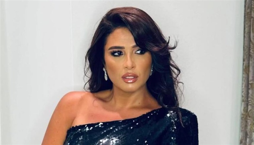 ياسمين عبدالعزيز