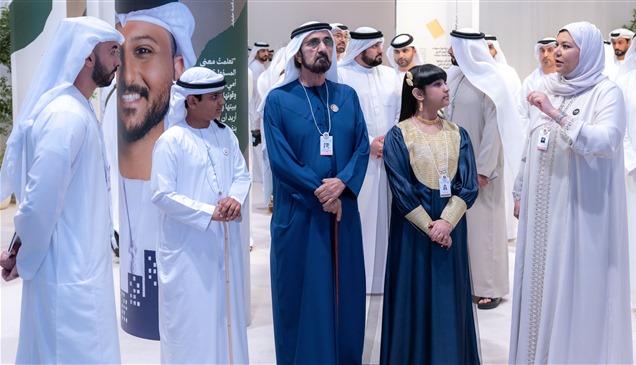 محمد بن راشد يتفقد معرض "نبض الوطن" لبناء وعي وطني أعمق بقضايا الأسرة الإماراتية